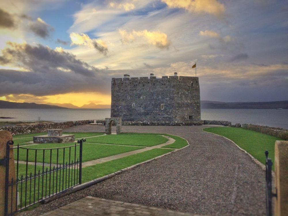 Mingary Castle - Restaurant With Rooms Kilchoan Экстерьер фото